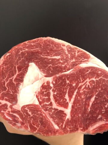 Chuck Roll Creekstone Black Angus USA